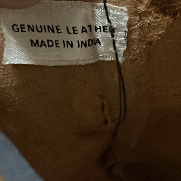 Leather Giraffe Handbag & Coin Purse - Picture 8 of 14